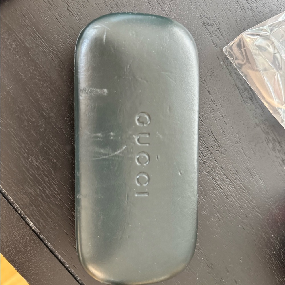 Vintage Gucci Brown Tortoiseshell Sunglasses - Picture 2 of 8